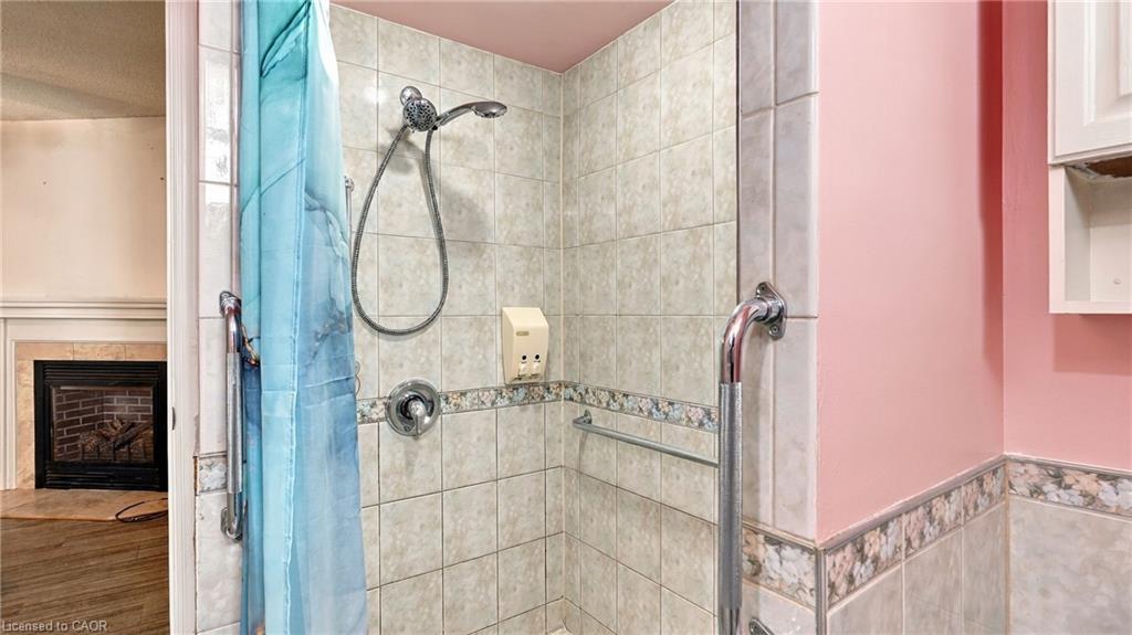 25 Hope Avenue Property Photo 17
