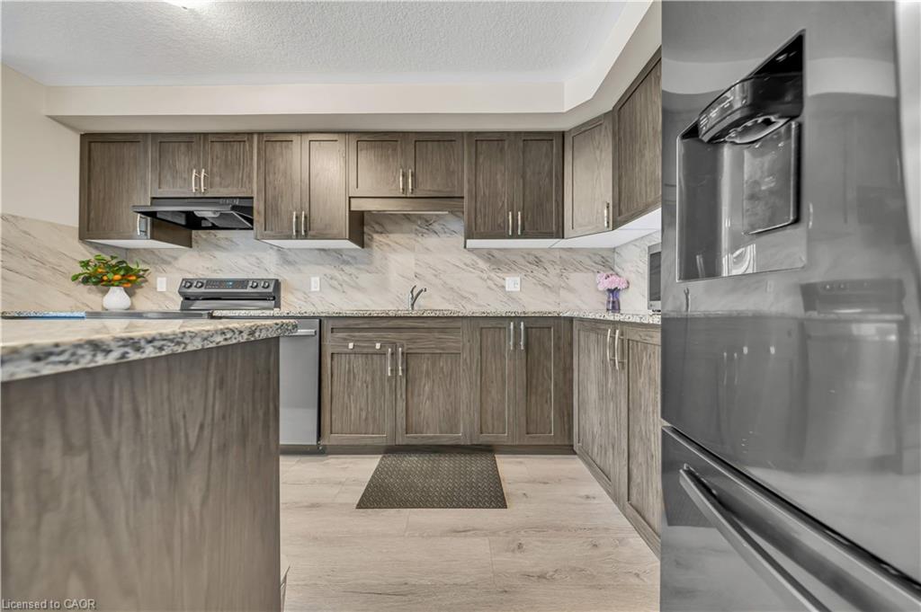 23 Valencia Avenue Property Photo 14