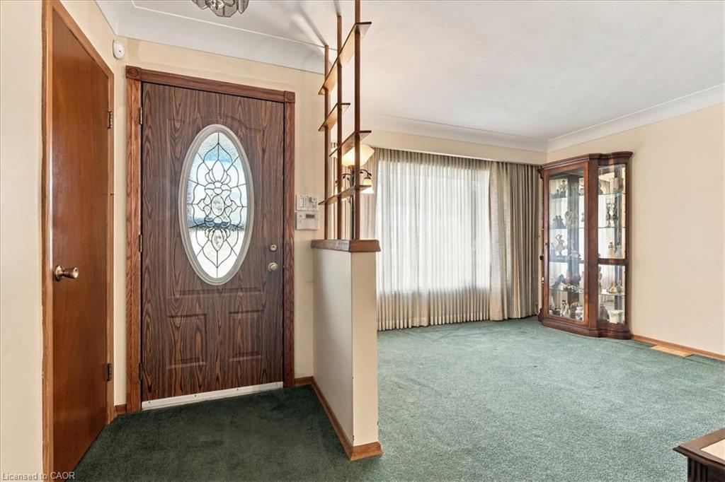 207 Elliott Street Property Photo 7