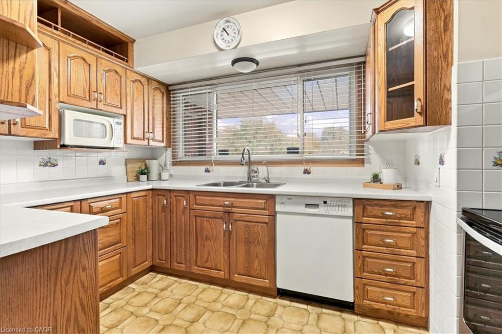 207 Elliott Street Property Photo 16