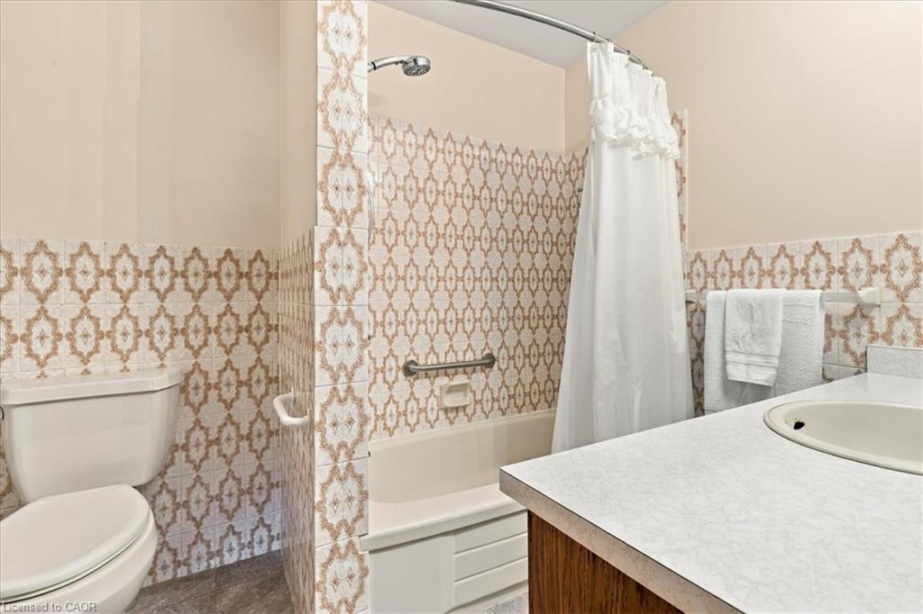 207 Elliott Street Property Photo 18