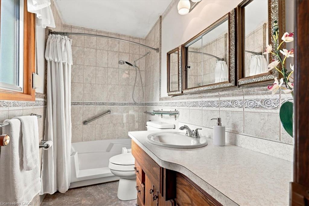 207 Elliott Street Property Photo 27