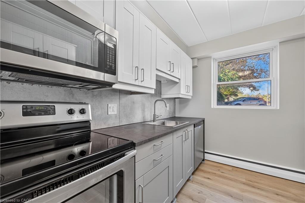 1-2420 New Street Property Photo 18