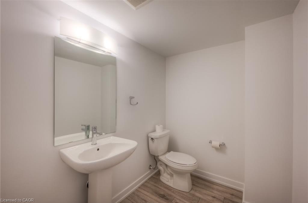 225-205 West Oak Trail Property Photo 12