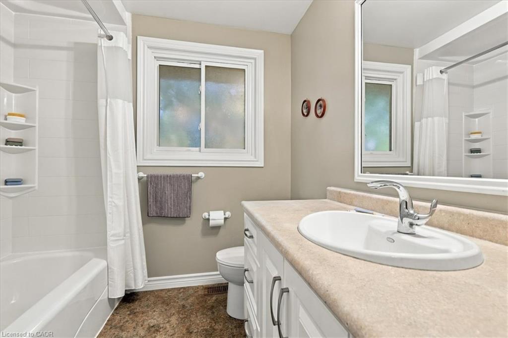 80 Churchill Drive Property Photo 18