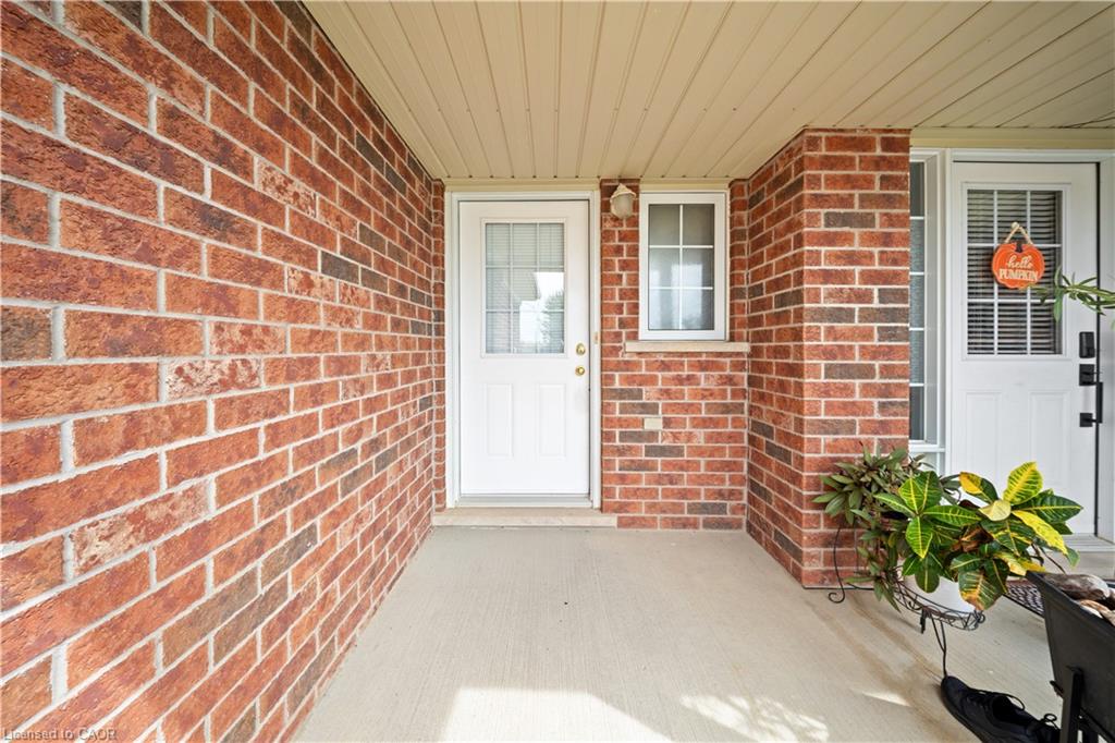 245 Red Clover Court Property Photo 4