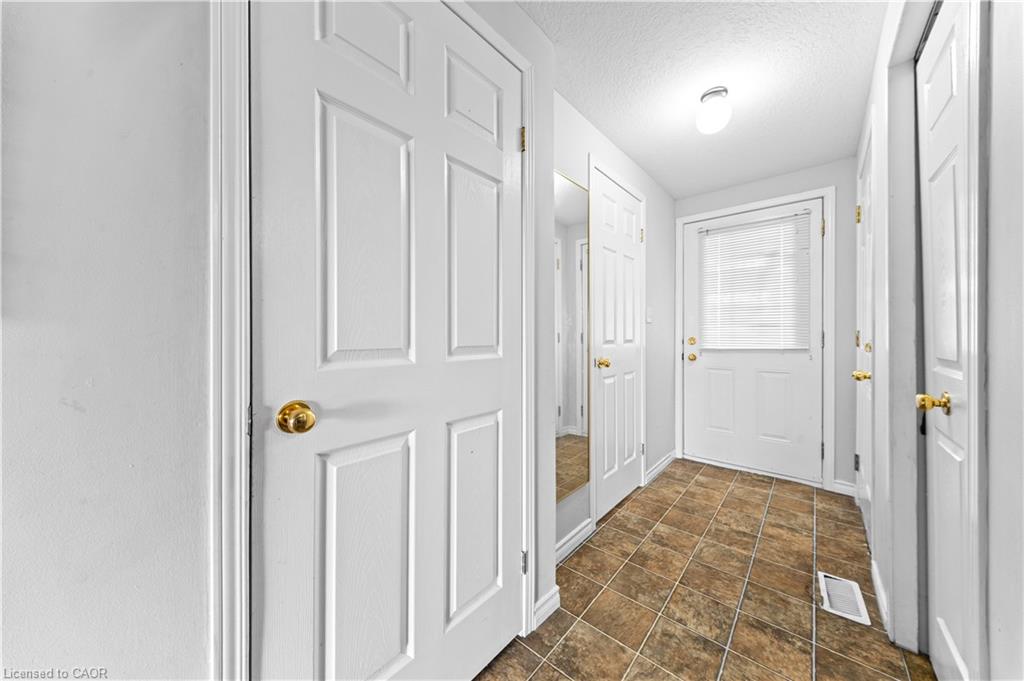245 Red Clover Court Property Photo 5