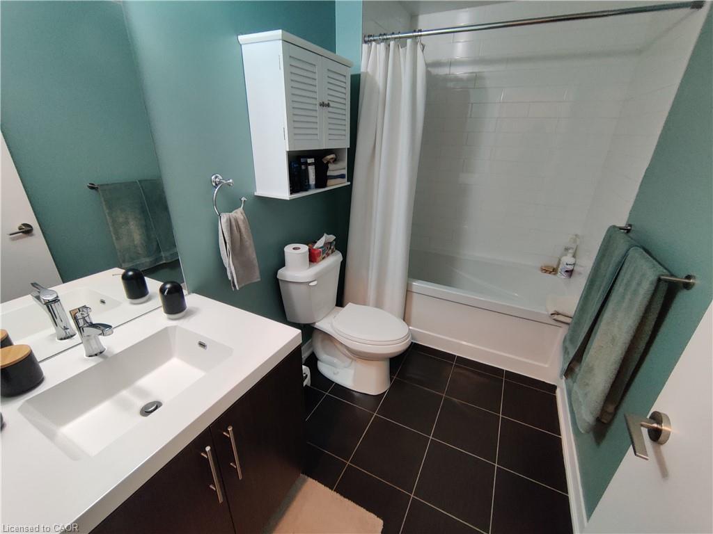 409-85 Duke Street W Property Photo 8
