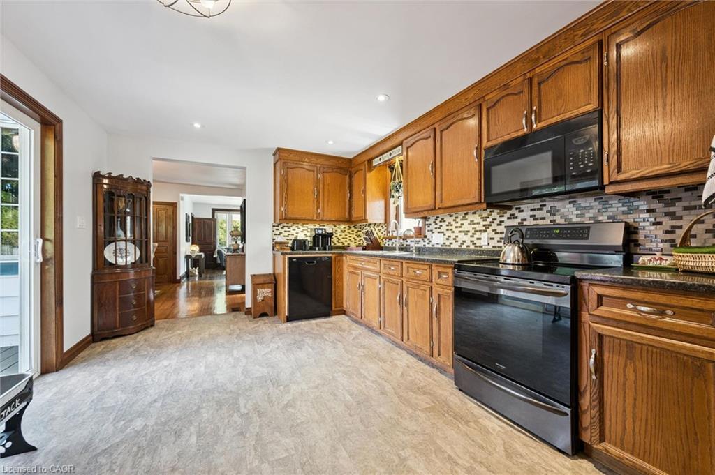 3600 Nafziger Road Property Photo 19