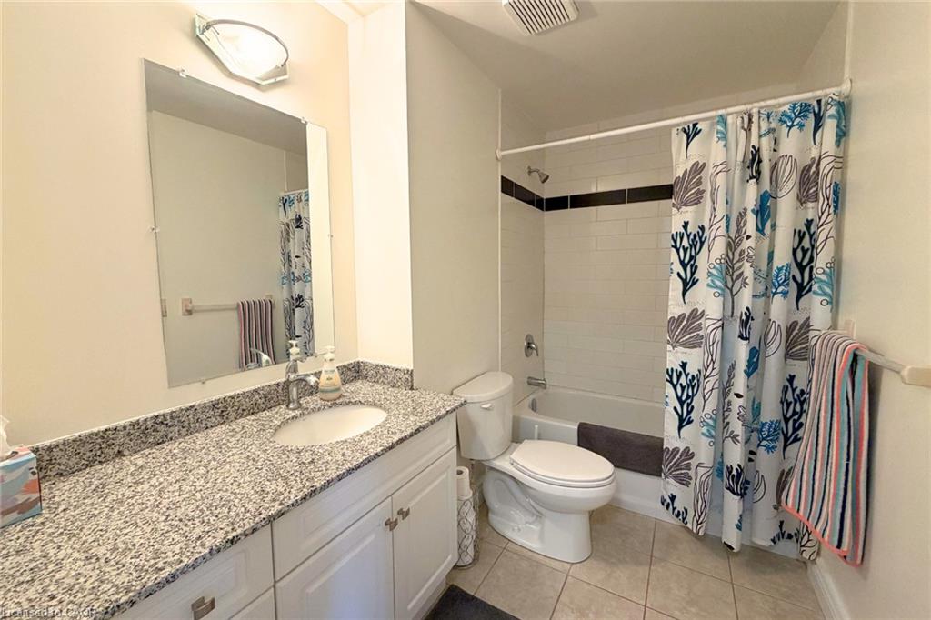 204-276 Eiwo Court Property Photo 3