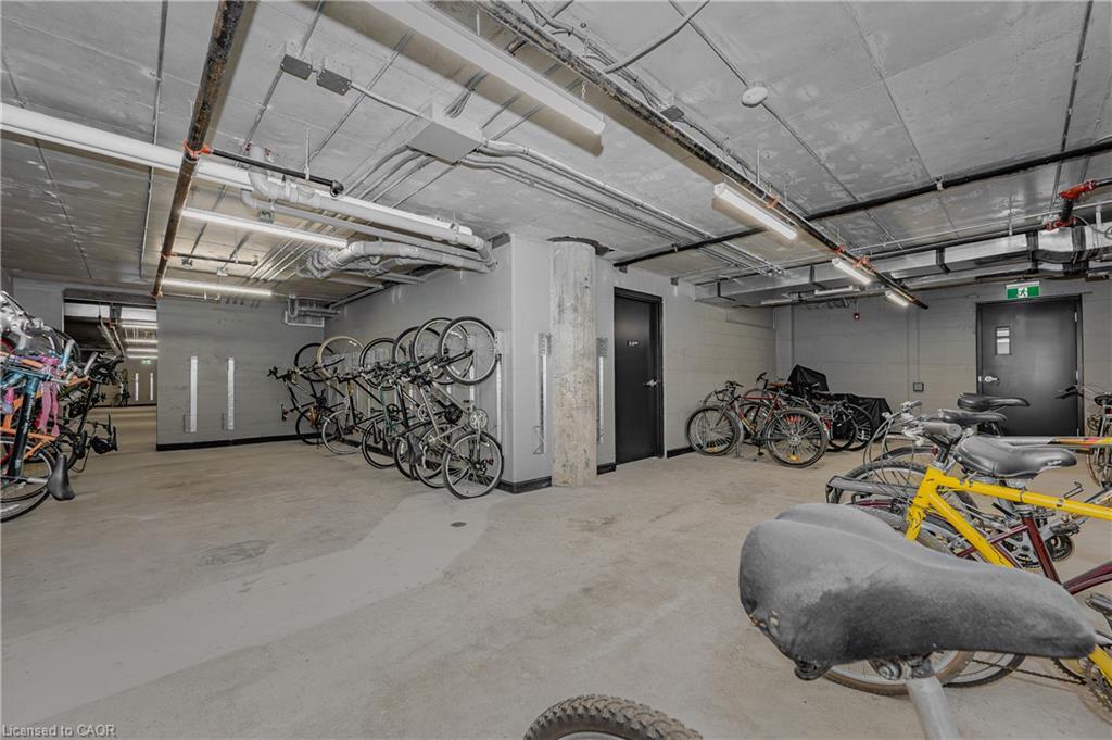418-120 Huron Street Property Photo 47