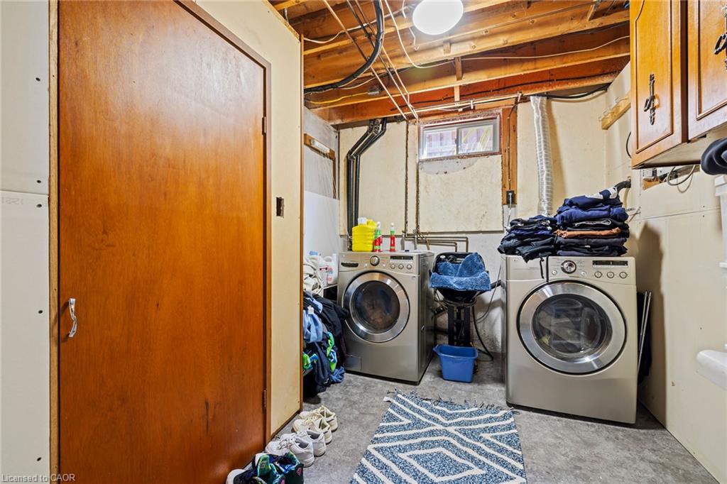 490 Queen Victoria Drive Property Photo 20