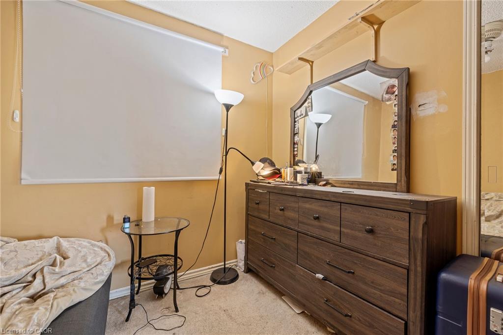 490 Queen Victoria Drive Property Photo 25
