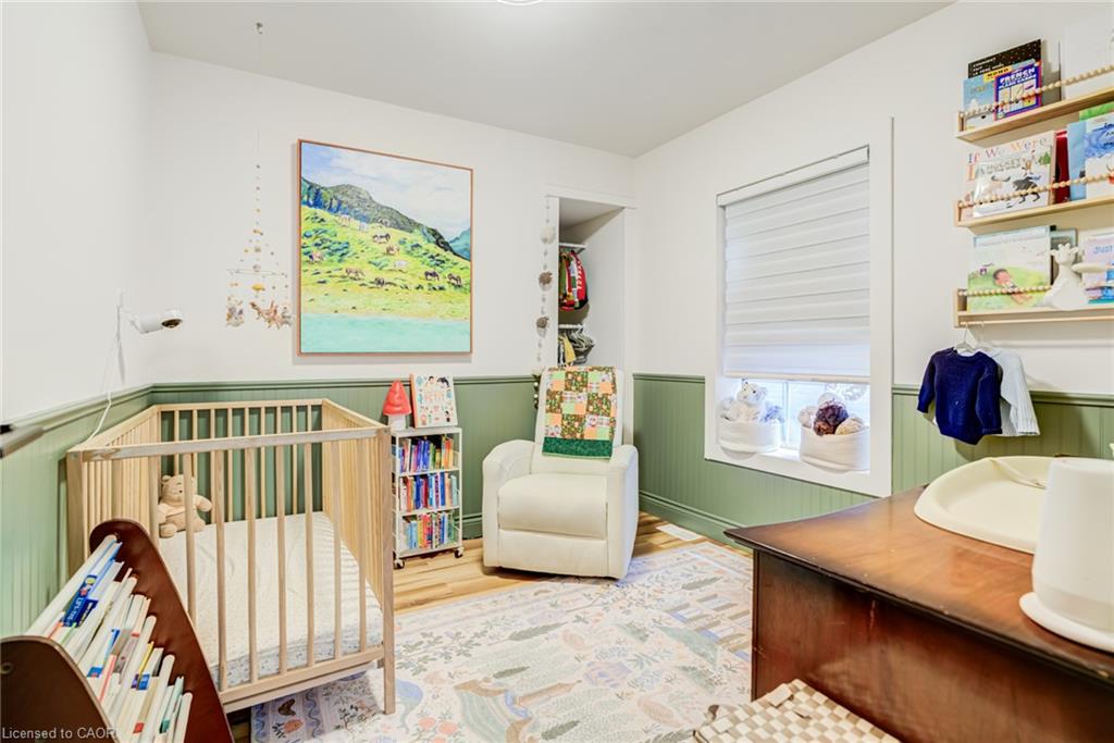175 Rosslyn Avenue S Property Photo 20