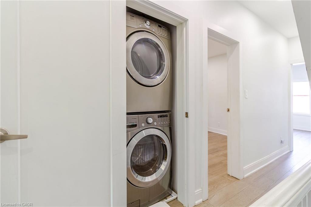 2-734 Cannon Street E Property Photo 4