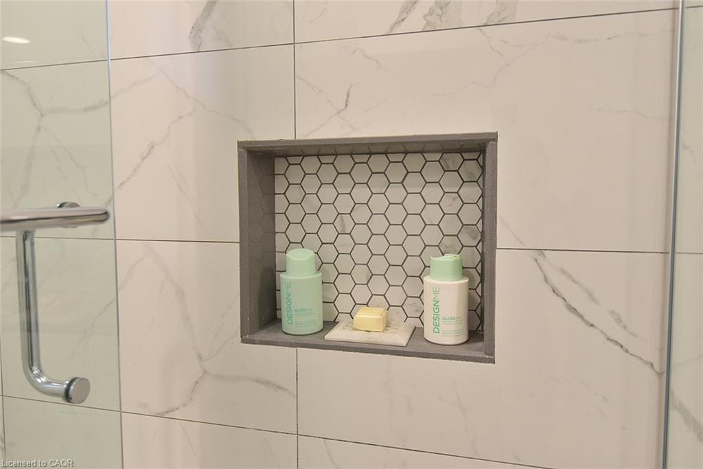 6 Bendemeer Street Property Photo 38