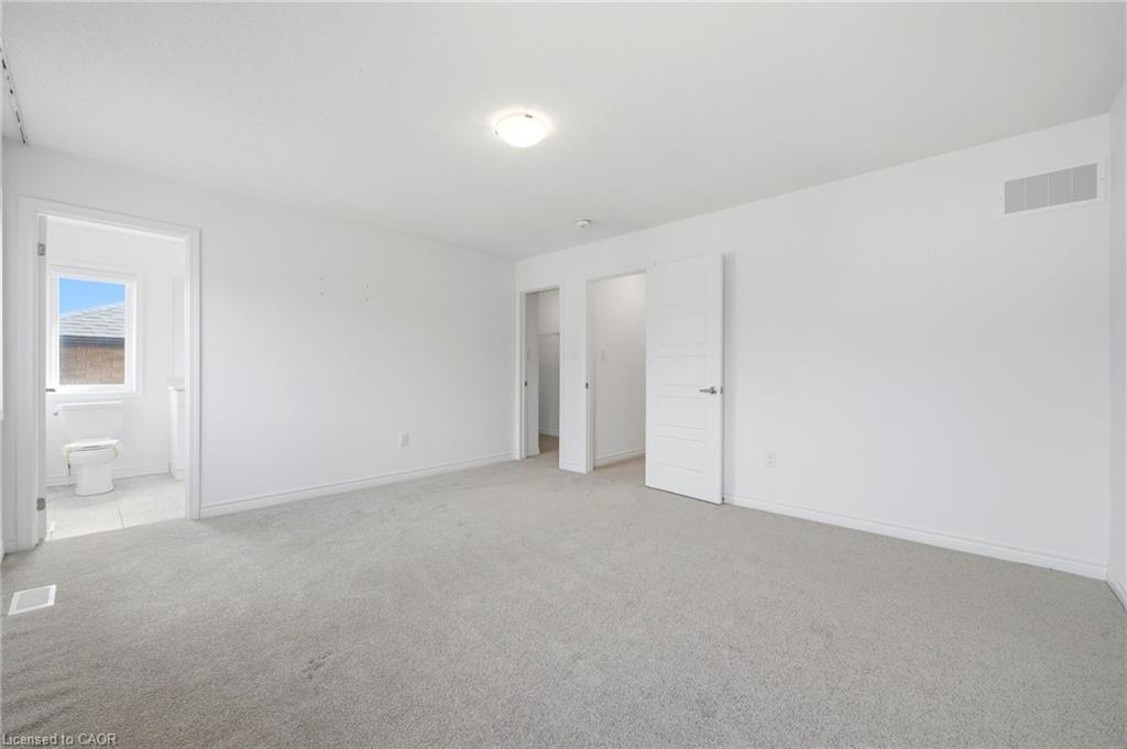 656 Newlove Street Property Photo 28