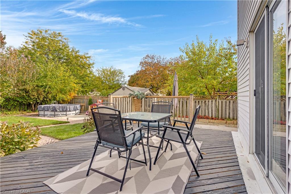 98 Barnicke Drive Property Photo 32