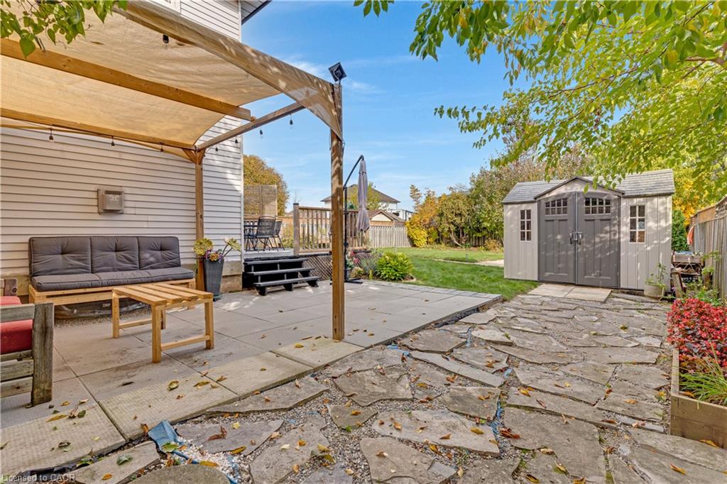 98 Barnicke Drive Property Photo 37