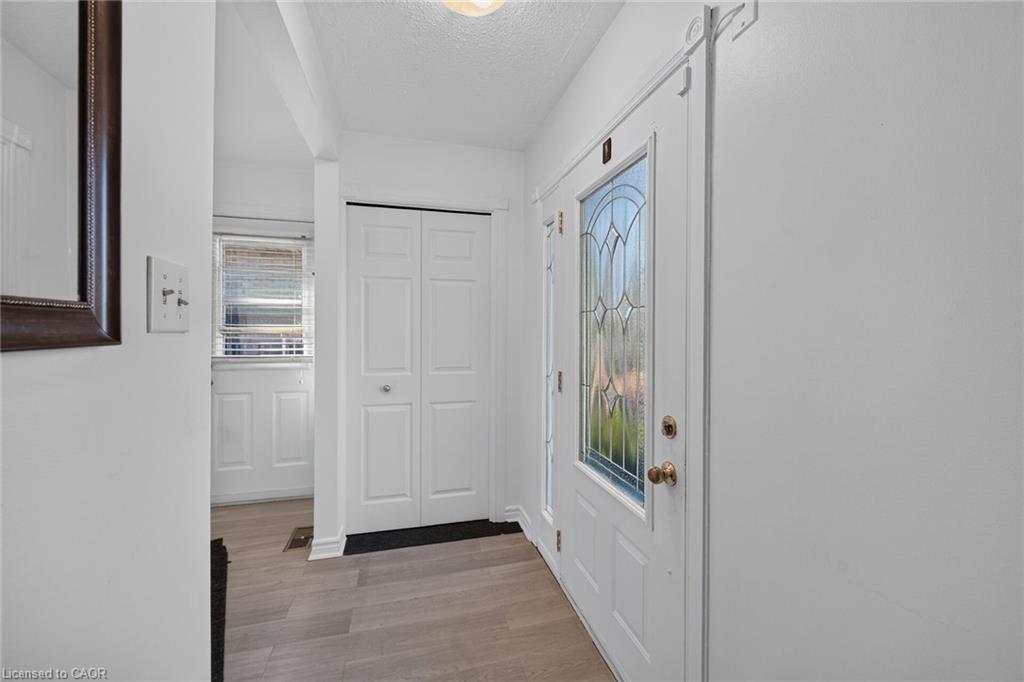 411 Queen Victoria Drive Property Photo 12
