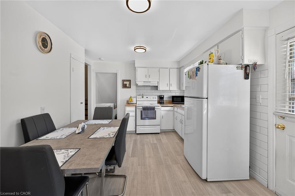 411 Queen Victoria Drive Property Photo 14