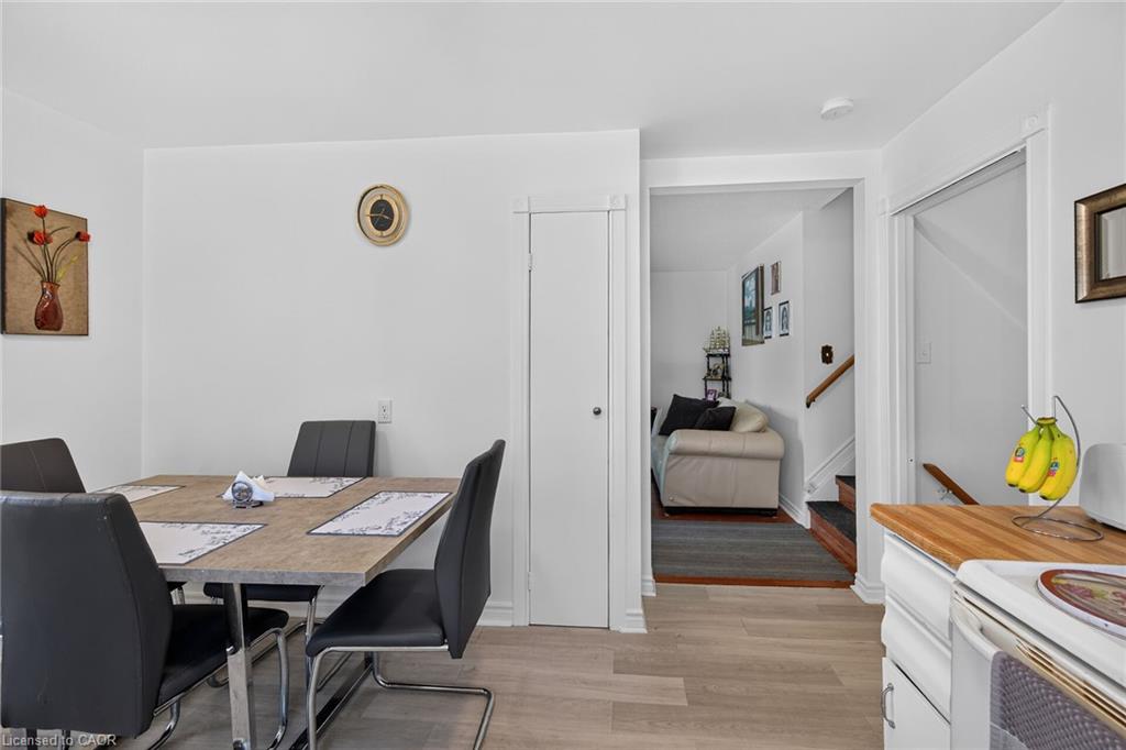 411 Queen Victoria Drive Property Photo 19