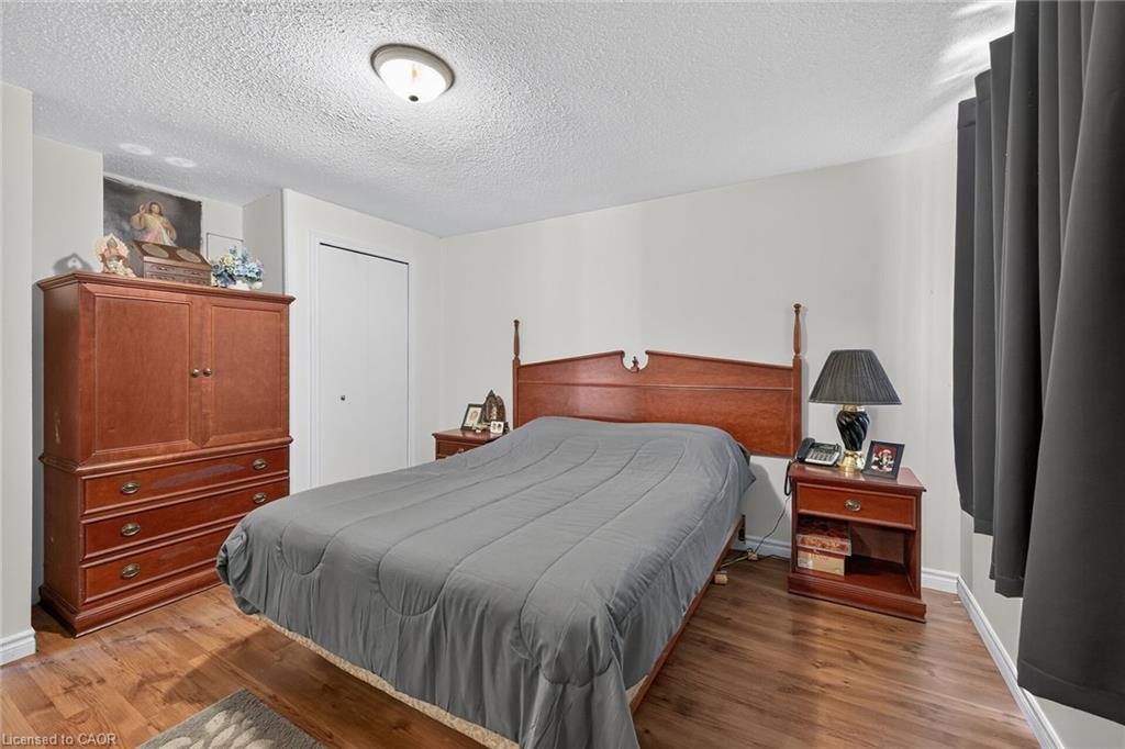 411 Queen Victoria Drive Property Photo 25
