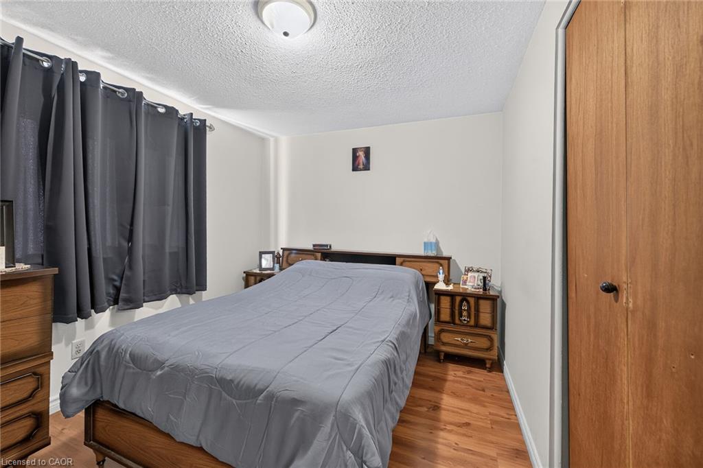 411 Queen Victoria Drive Property Photo 27
