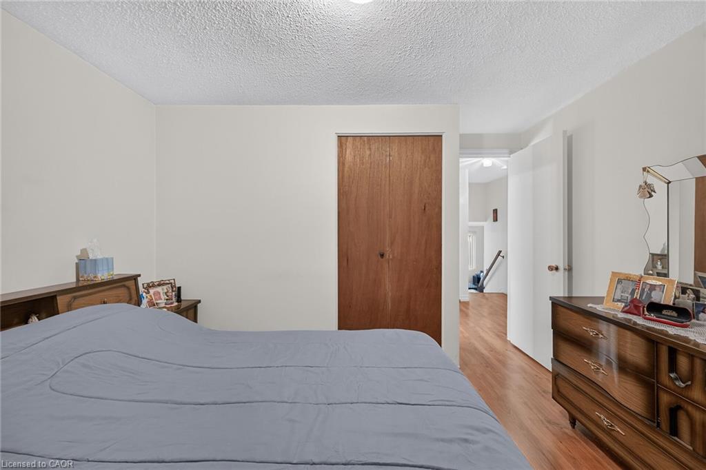 411 Queen Victoria Drive Property Photo 28