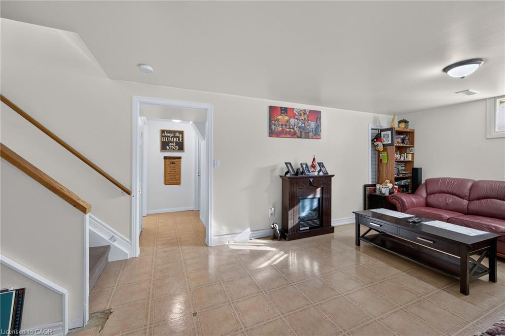 411 Queen Victoria Drive Property Photo 35