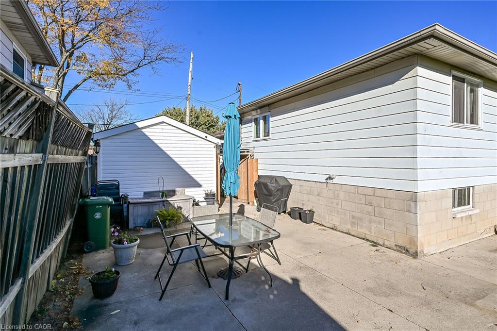411 Queen Victoria Drive Property Photo 43