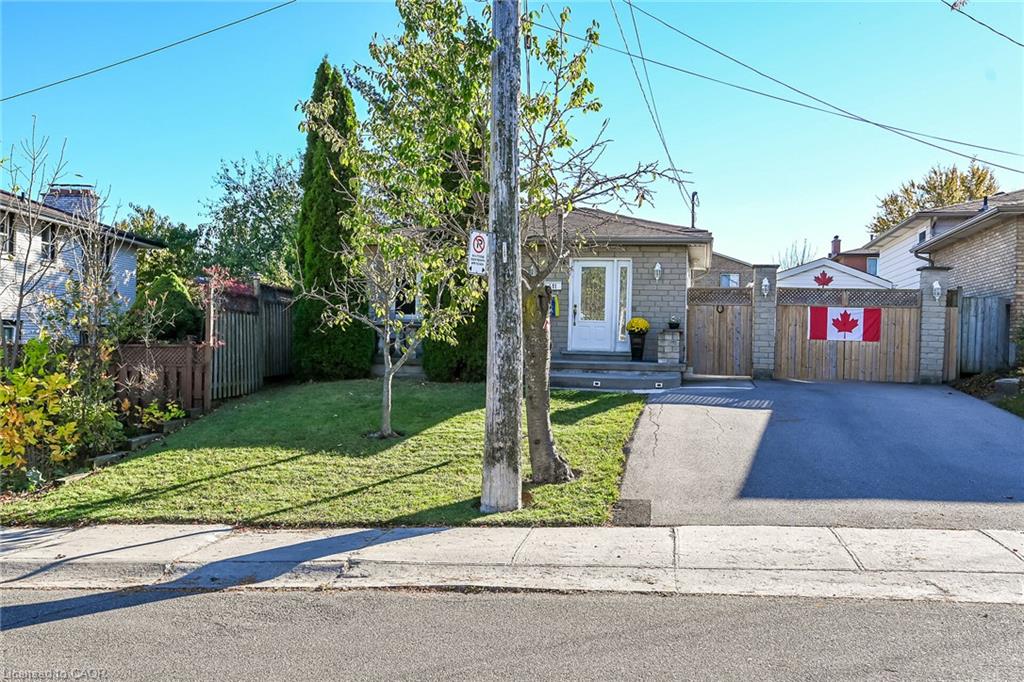 411 Queen Victoria Drive Property Photo 48