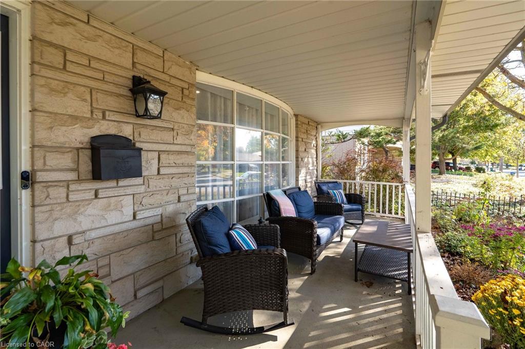 47 Eastwood Drive Property Photo 5