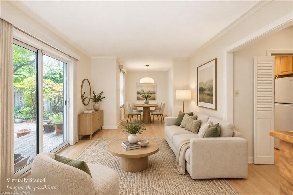 160 Birchcliffe Crescent Property Photo 12