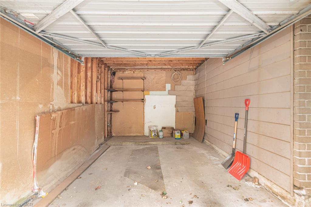 160 Birchcliffe Crescent Property Photo 40