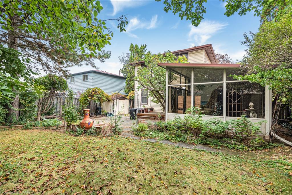 160 Birchcliffe Crescent Property Photo 41