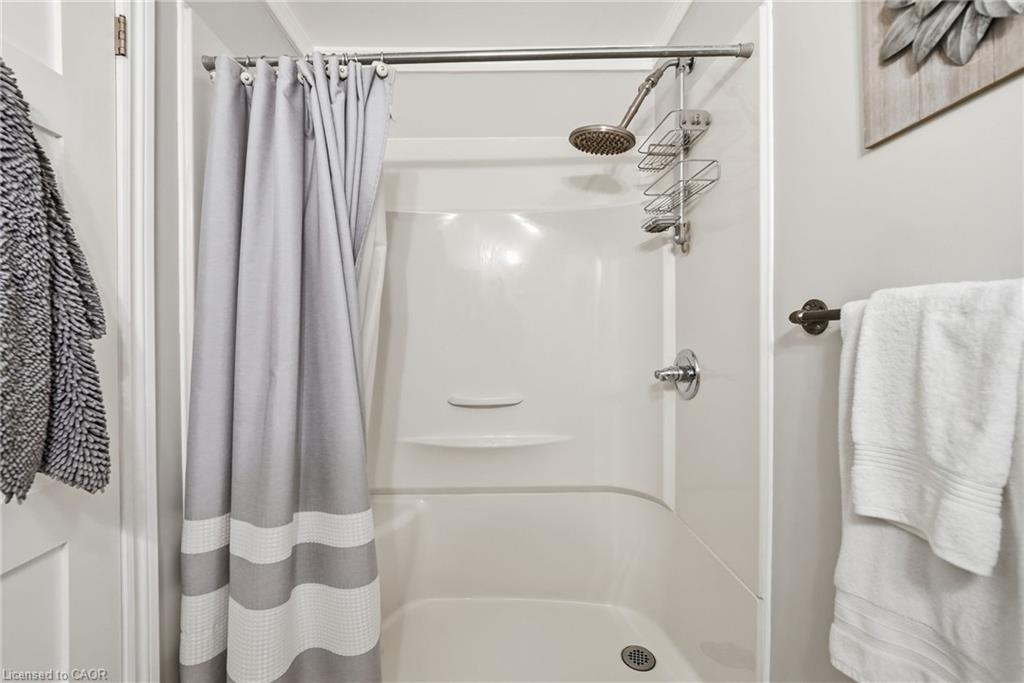 2101 Edinburgh Drive Property Photo 19