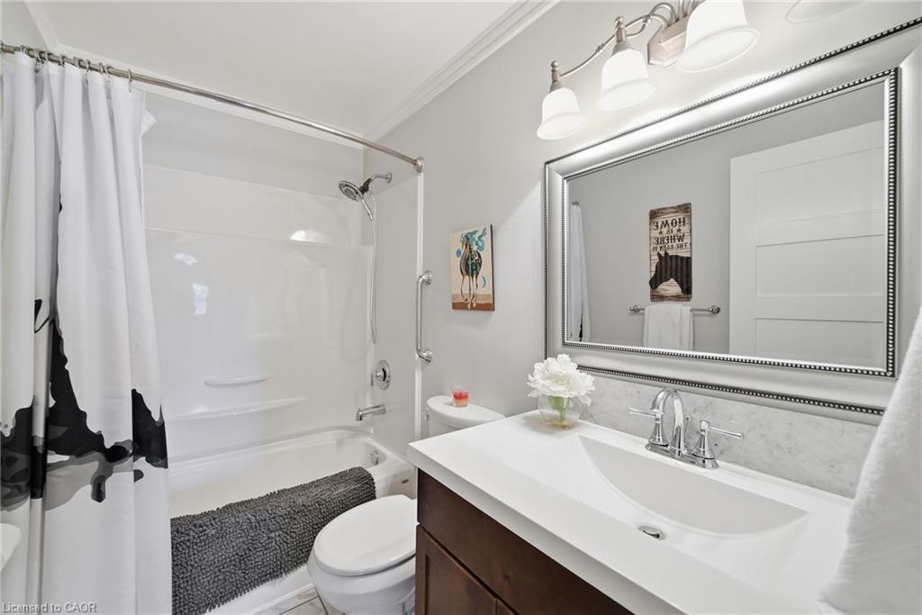 2101 Edinburgh Drive Property Photo 25