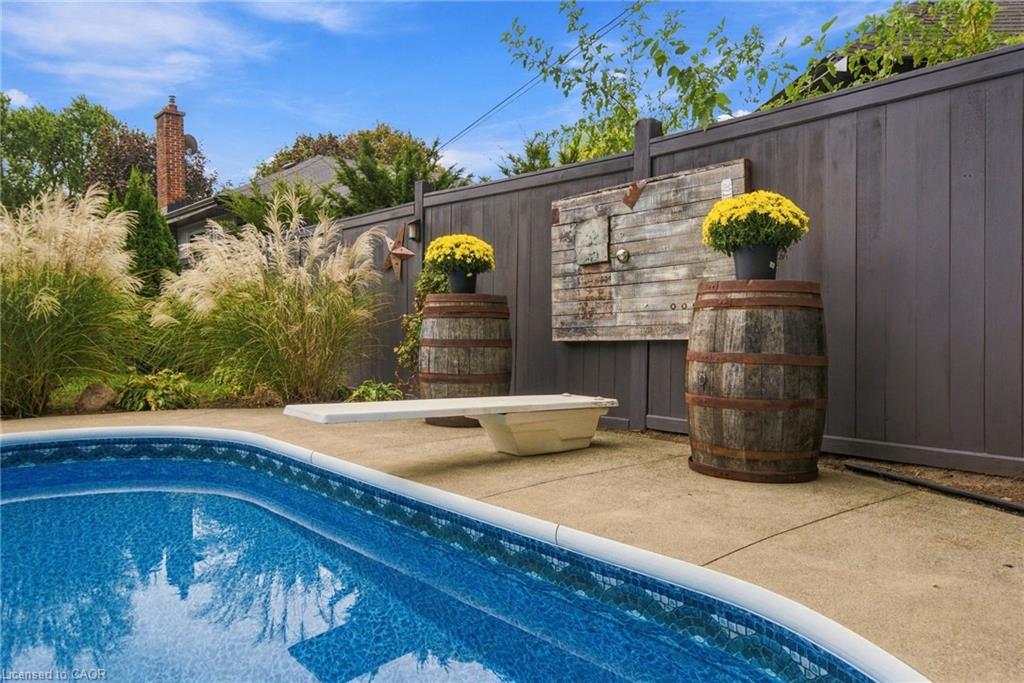 2101 Edinburgh Drive Property Photo 34