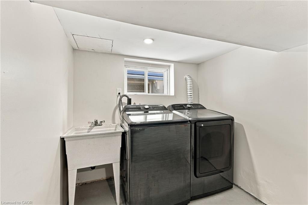153 Albany Avenue Property Photo 22