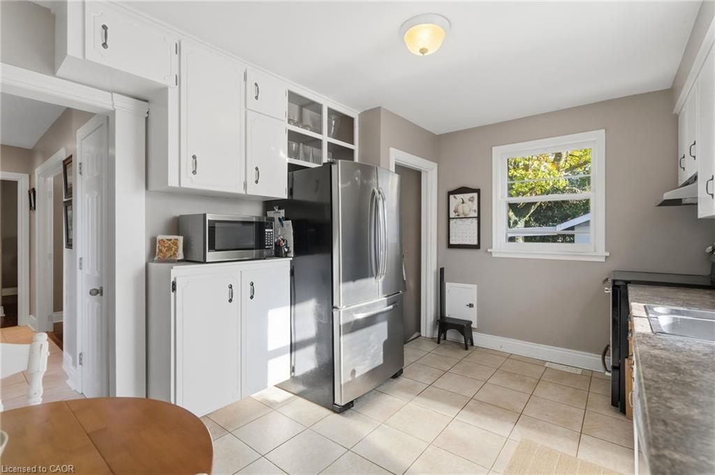 660 Wickens Avenue Property Photo 8