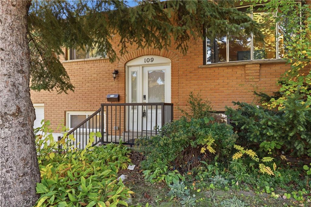 109 Indian Road Property Photo 4