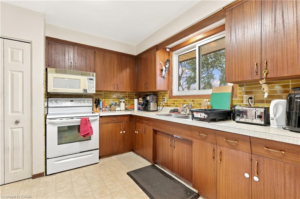109 Indian Road Property Photo 14
