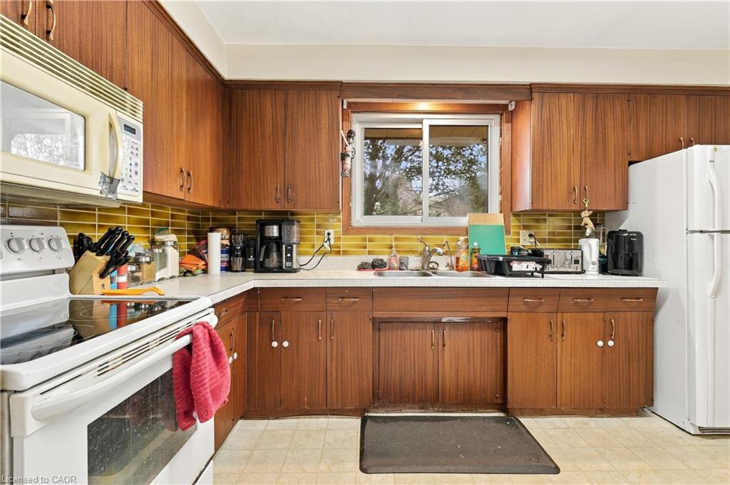 109 Indian Road Property Photo 15