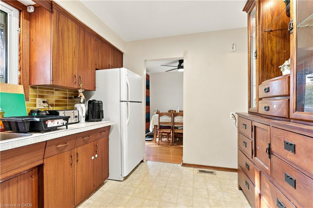 109 Indian Road Property Photo 16