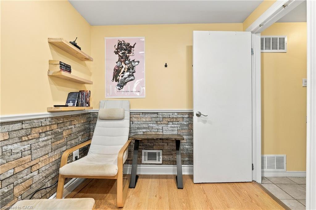 109 Indian Road Property Photo 25