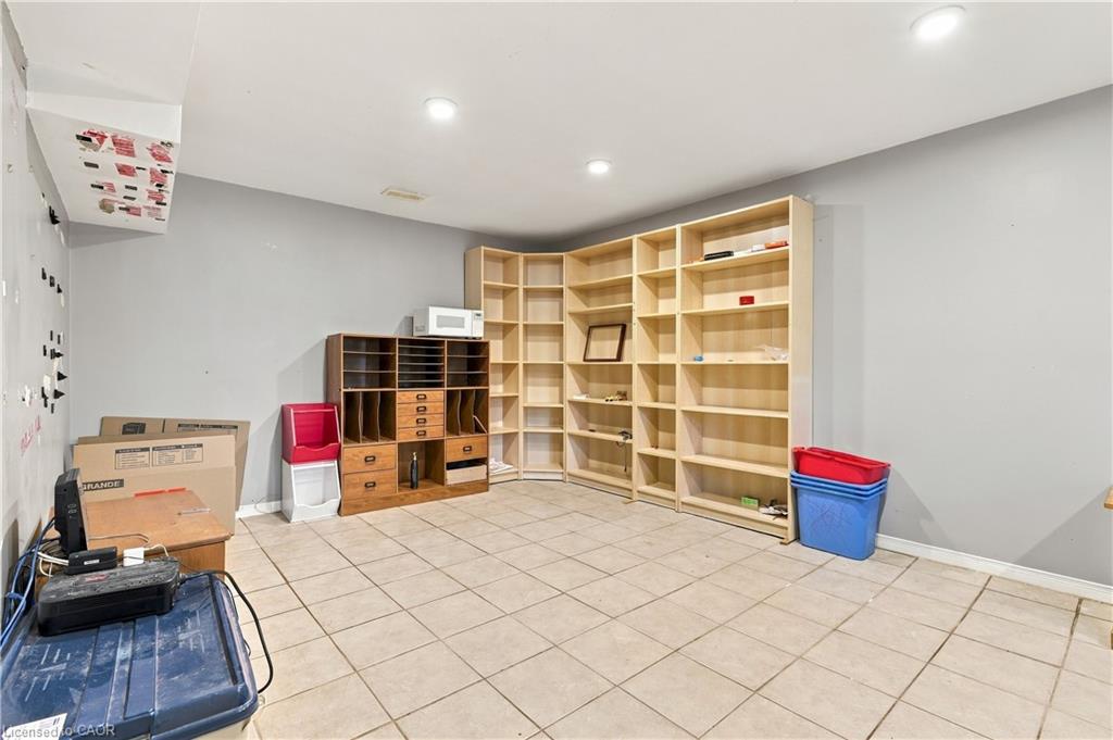 109 Indian Road Property Photo 26
