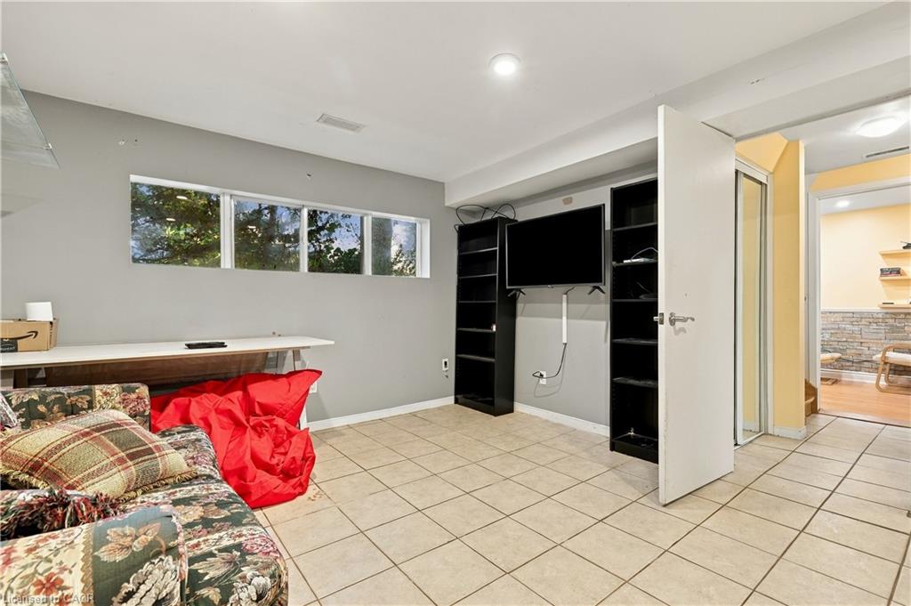 109 Indian Road Property Photo 28