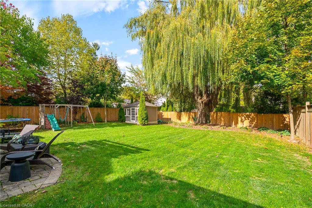 851 Charlotte Street Property Photo 3