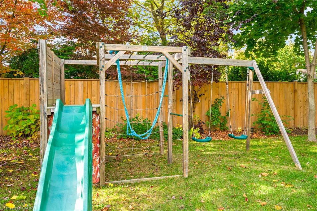 851 Charlotte Street Property Photo 44
